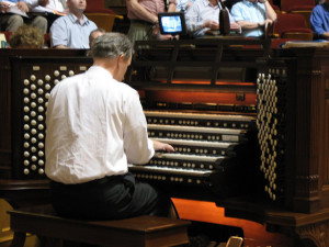 Richard Elliott at the organ